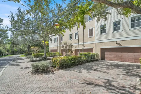 285 E Bay Cedar Circle Jupiter FL 33458