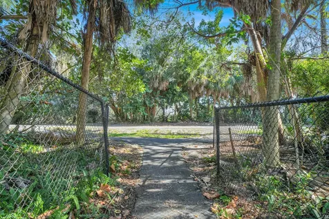 285 E Bay Cedar Circle Jupiter FL 33458