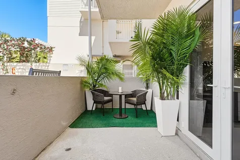 122 Se 6th Avenue Delray Beach FL 33483