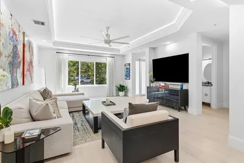 122 Se 6th Avenue Delray Beach FL 33483