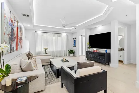 122 Se 6th Avenue Delray Beach FL 33483