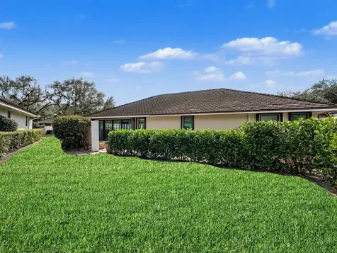 11354 Briarwood W/ 50ft Slip Place North Palm Beach FL 33408