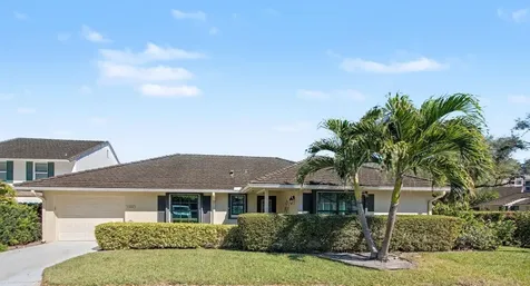 11354 Briarwood W/ 50ft Slip Place North Palm Beach FL 33408