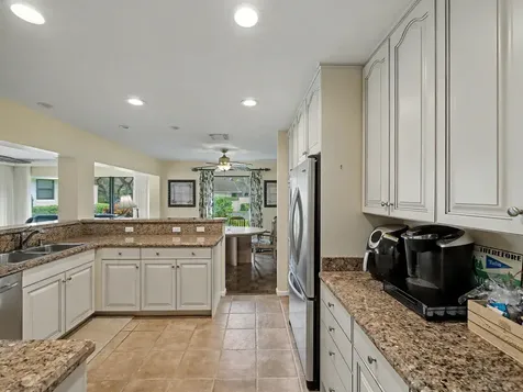 11354 Briarwood W/ 50ft Slip Place North Palm Beach FL 33408