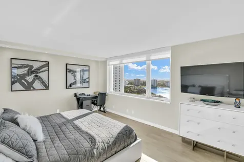 500 S Ocean Boulevard Boca Raton FL 33432