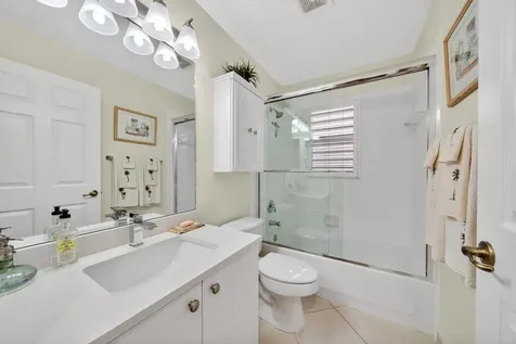 871 Se Westminster Place Stuart FL 34997