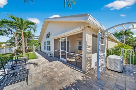 871 Se Westminster Place Stuart FL 34997
