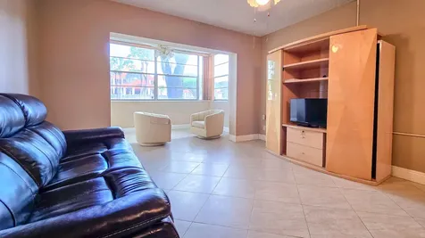 3140 Holiday Springs Boulevard Margate FL 33063