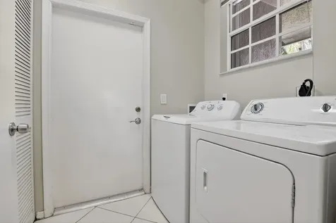 2491 Aragon Boulevard Sunrise FL 33322