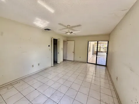 162 Sw Ewing Avenue Port Saint Lucie FL 34983