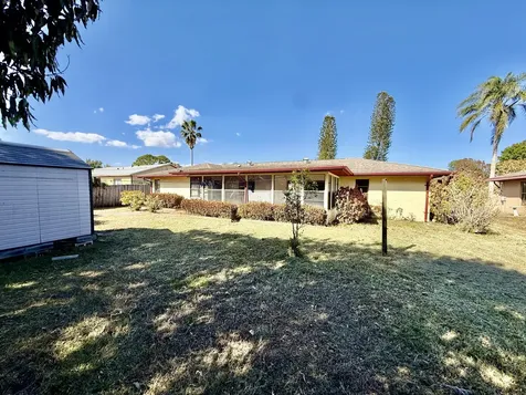 162 Sw Ewing Avenue Port Saint Lucie FL 34983