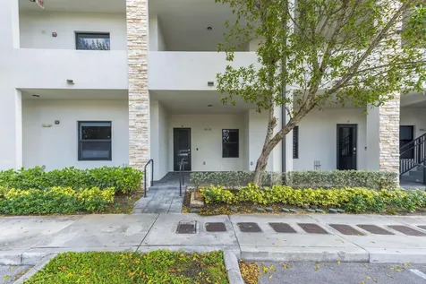 8015 Nw 104th Avenue Doral FL 33178