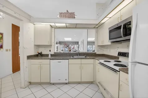 5900 Sunswept Lane Boynton Beach FL 33437