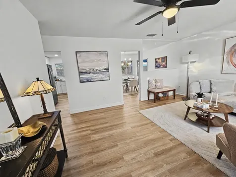 433 Se Seahouse Drive Port Saint Lucie FL 34983
