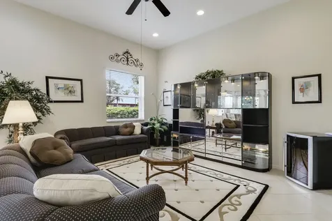 6565 Garde Road Boynton Beach FL 33472