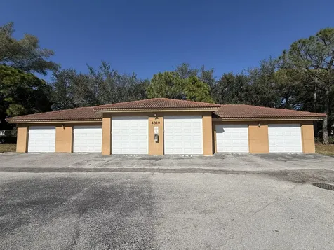 4839 Via Palm Lakes West Palm Beach FL 33417