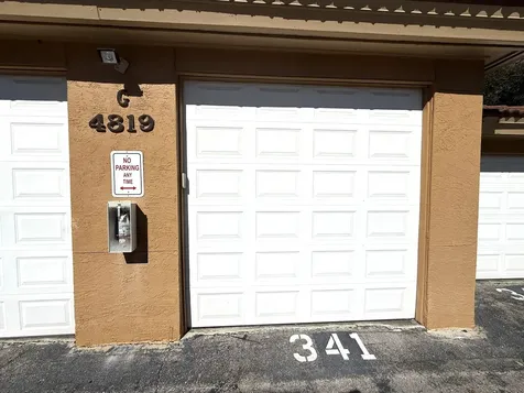 4839 Via Palm Lakes West Palm Beach FL 33417
