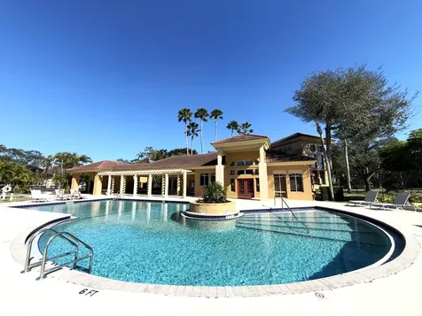 4839 Via Palm Lakes West Palm Beach FL 33417