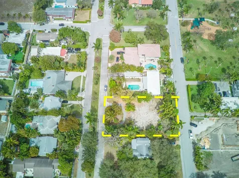 1118 S Palmway Lake Worth Beach FL 33460