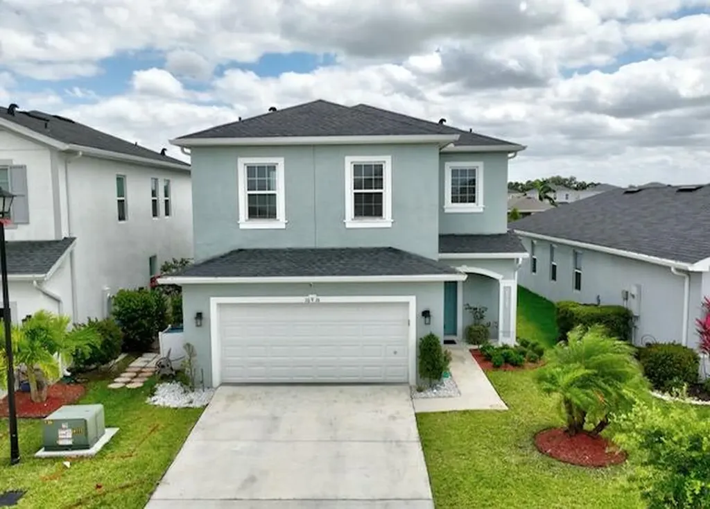 10916 SW Robbia Way Port Saint Lucie FL 34987