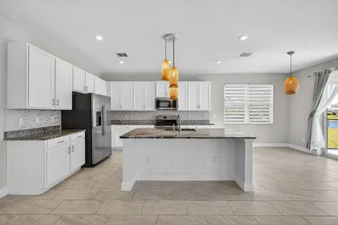 10916 SW Robbia Way Port Saint Lucie FL 34987