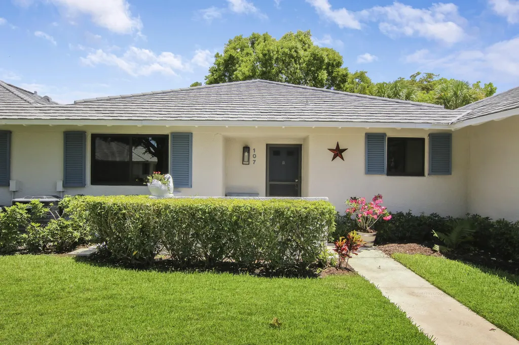 107 Club Drive Palm Beach Gardens FL 33418
