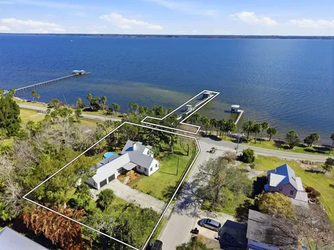 3809 N Indian River Drive Cocoa FL 32926