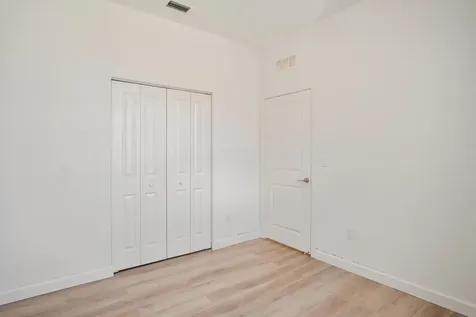 852 SE Grovebush Lane Port Saint Lucie FL 34984
