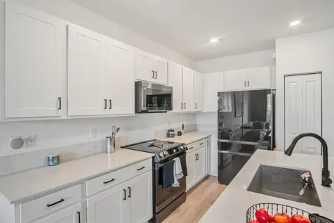 852 SE Grovebush Lane Port Saint Lucie FL 34984