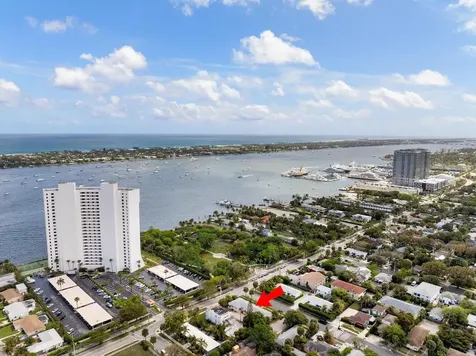 403 50th Street West Palm Beach FL 33407