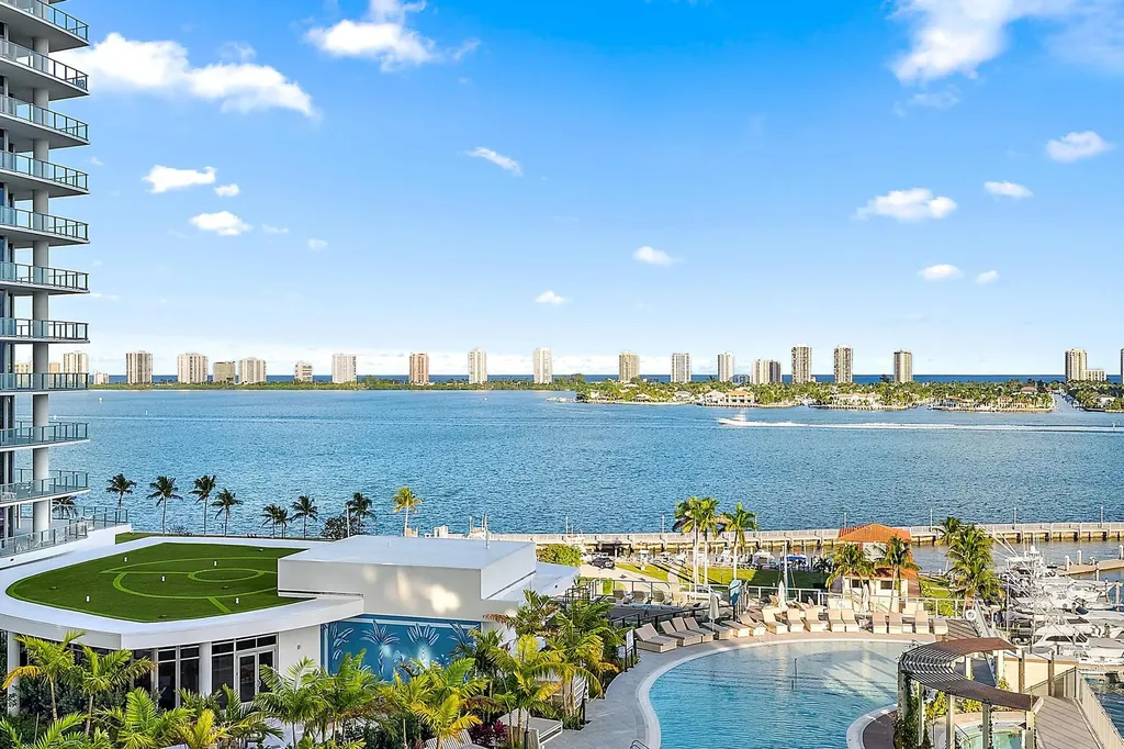 220 Lake Shore Drive Lake Park FL 33403