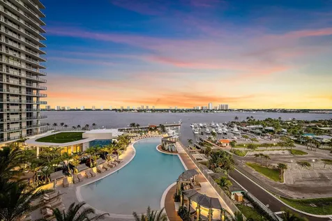 220 Lake Shore Drive Lake Park FL 33403