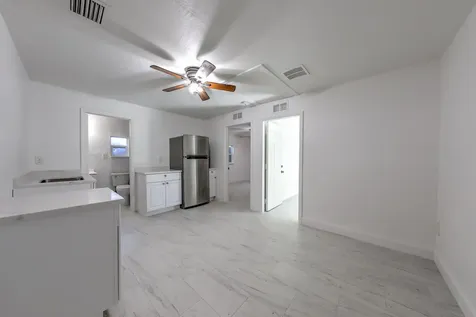 404 N 38 Street Fort Pierce FL 34947