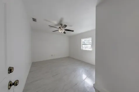 404 N 38 Street Fort Pierce FL 34947