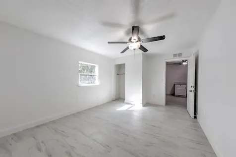 404 N 38 Street Fort Pierce FL 34947