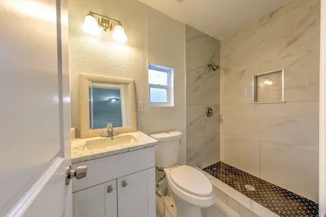 404 N 38 Street Fort Pierce FL 34947