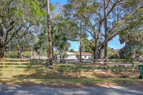 404 N 38 Street Fort Pierce FL 34947