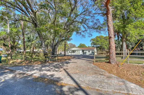 404 N 38 Street Fort Pierce FL 34947
