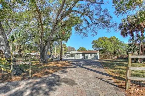 404 N 38 Street Fort Pierce FL 34947