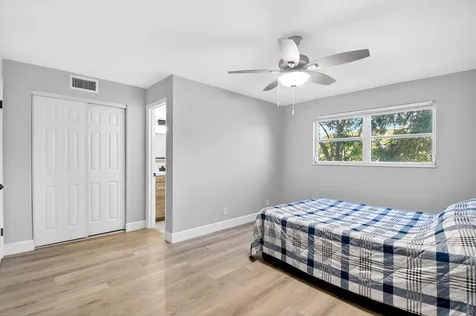 2515 Ne 2nd Court Boynton Beach FL 33435