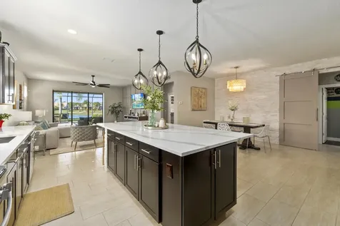 255 Se Courances Drive Port Saint Lucie FL 34984