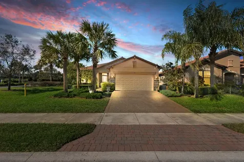 255 Se Courances Drive Port Saint Lucie FL 34984