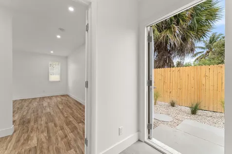1311 Avenue H Riviera Beach FL 33404