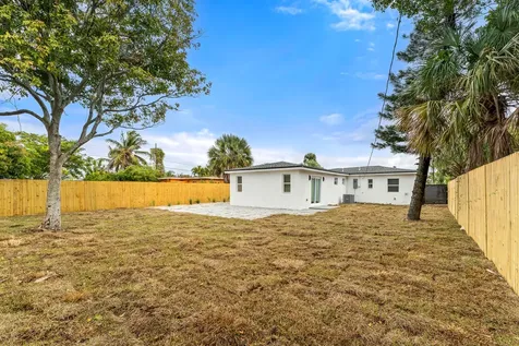 1311 Avenue H Riviera Beach FL 33404