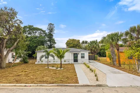 1311 Avenue H Riviera Beach FL 33404