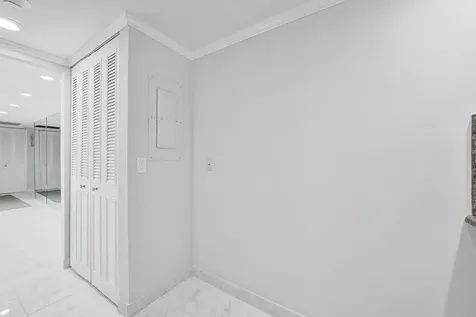 5600 N Flagler Drive West Palm Beach FL 33407