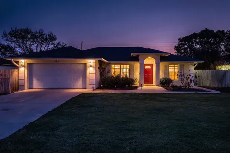 1913 Sw Ember Street Port Saint Lucie FL 34953