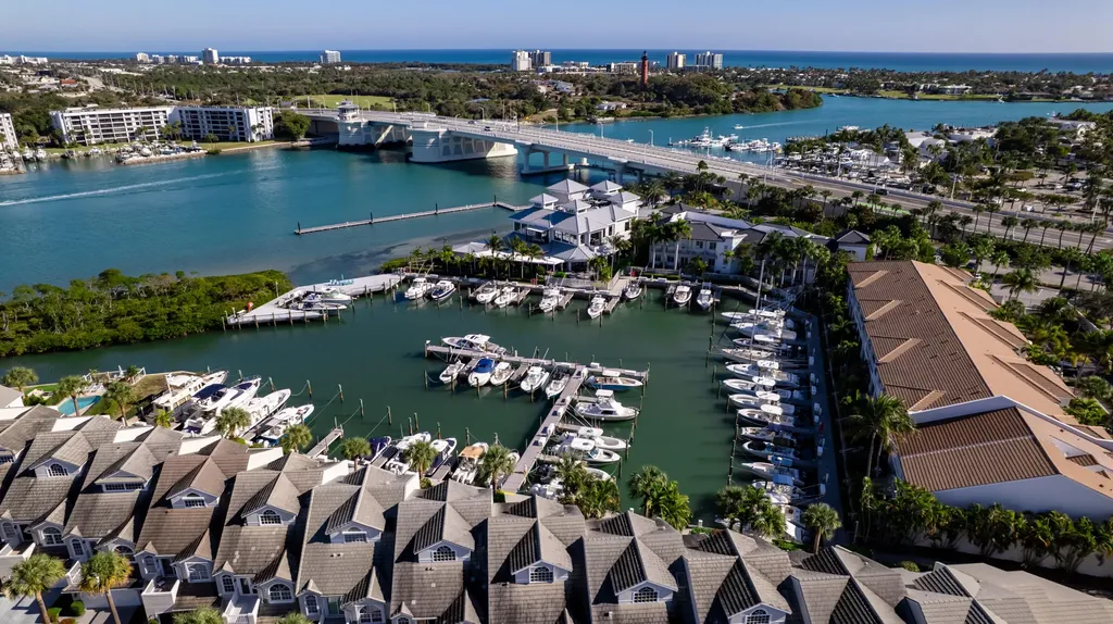 1000 N Us Highway 1 Jupiter FL 33477