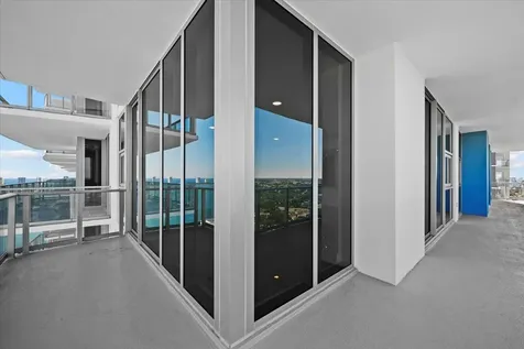 220 Lake Shore Drive Lake Park FL 33403
