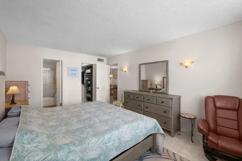 2008 S Federal Highway Boynton Beach FL 33435